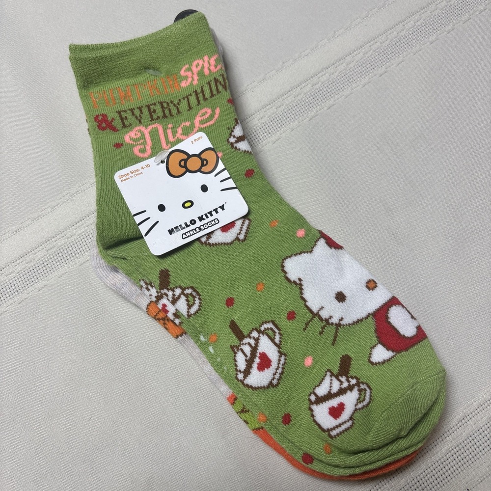 Hello Kitty Fall Women's Ankle Socks 2 Pair Pumpkin Spice